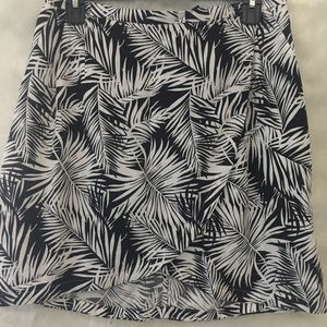 Black & white floral print